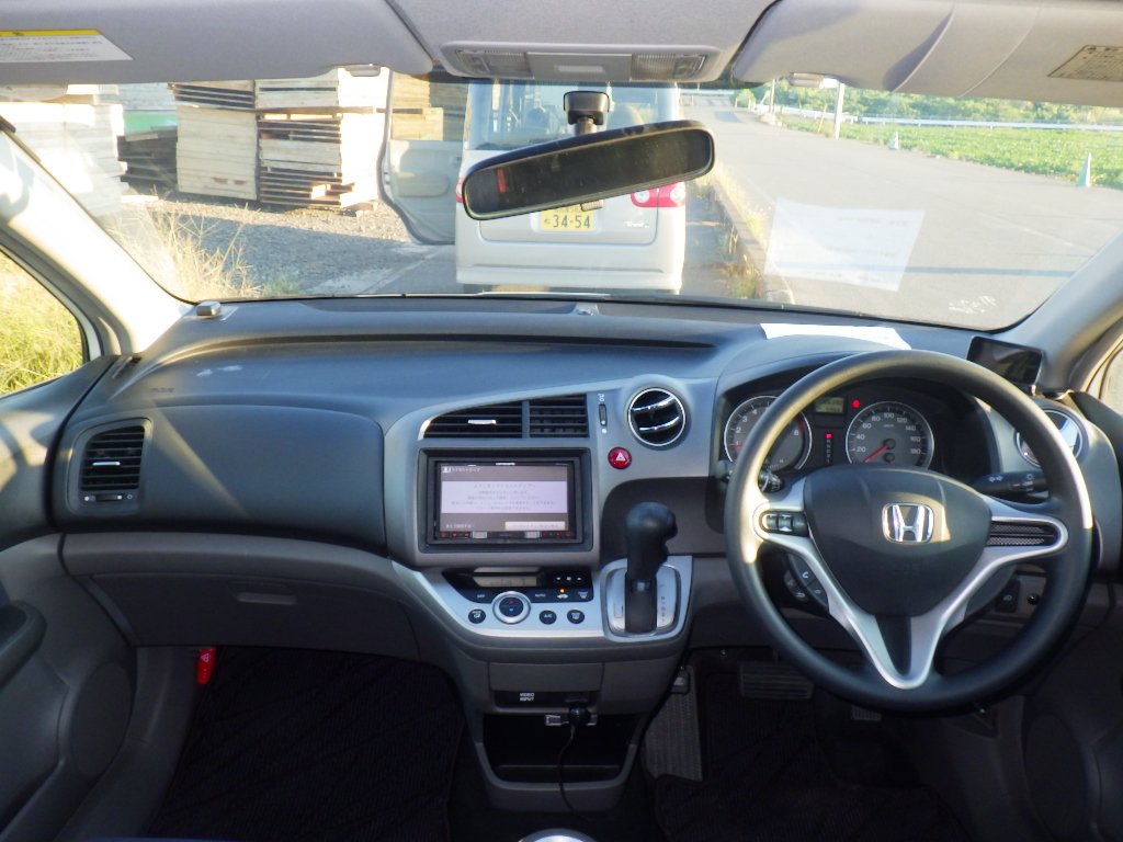 2012 Honda Stream